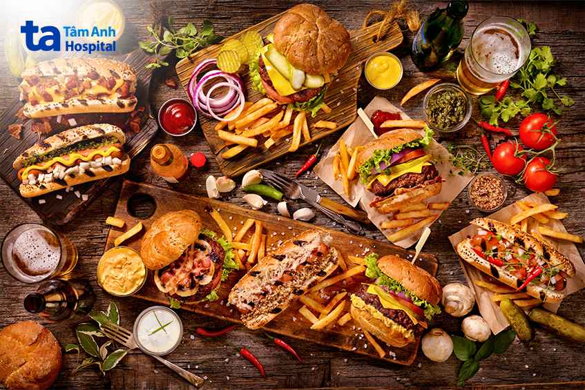 nên cắt thức ăn nhanh chứa chất béo bão hòa