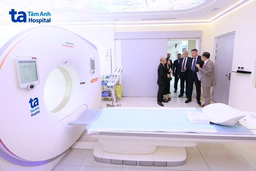 BS Hiền giới thiệu máy CT