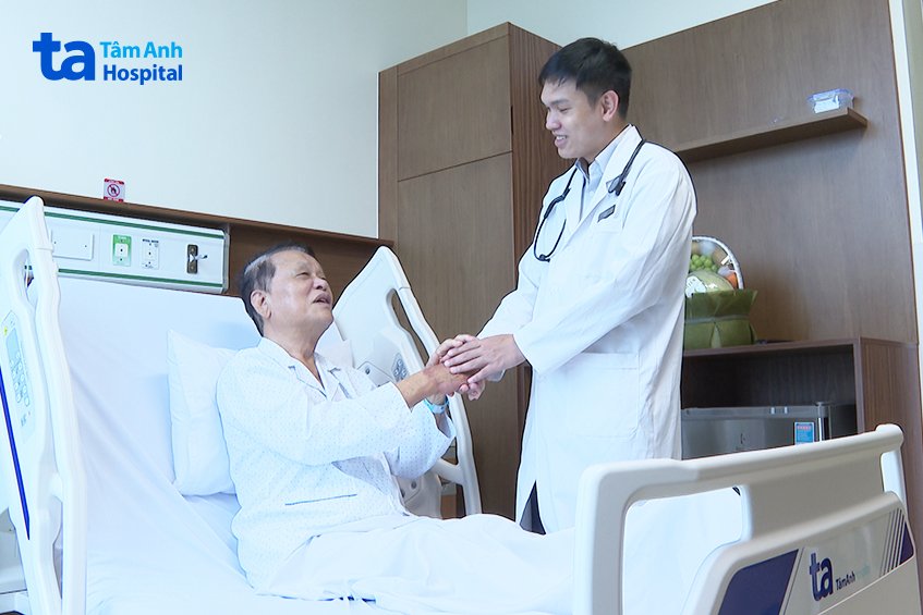 Ông Hiểu gửi lời cảm ơn tới tập thể các bác sĩ Bệnh viện Đa khoa Tâm Anh