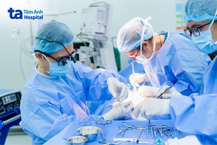 phẫu thuật bóc nội mạc động mạch cảnh