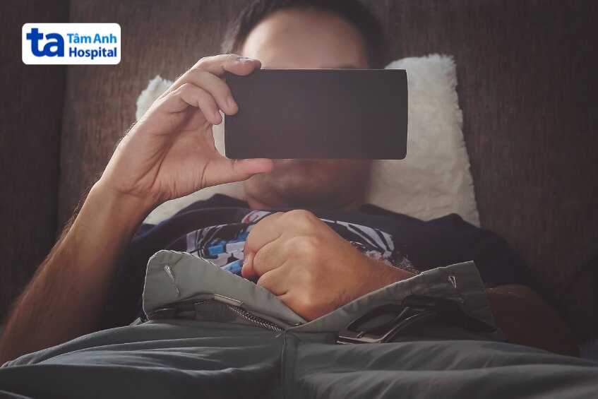 Hướng Dẫn Thủ Dâm Nam Đúng Cách Dễ Đạt Cực Khoái Tối Đa 5 Tăng Cảm Giác Kích Thích Bằng Phim Ảnh