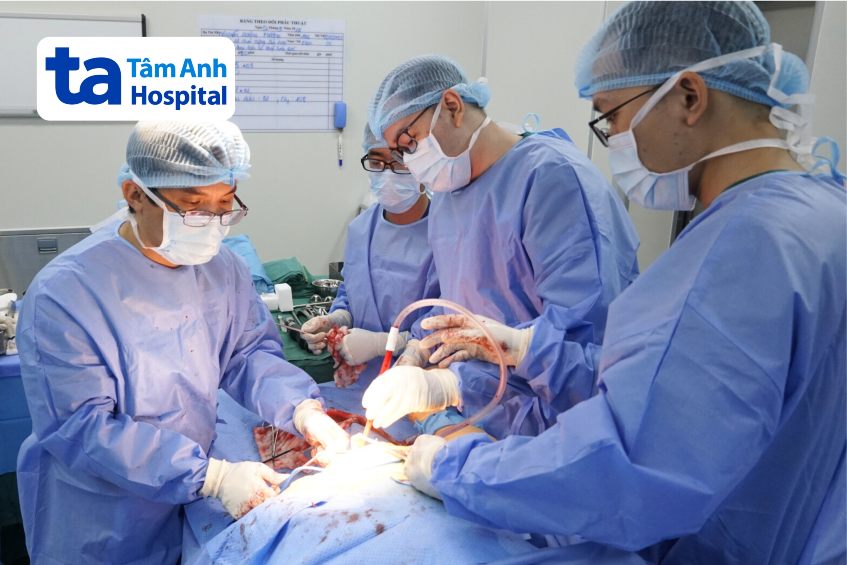 bác sĩ bảo phẫu thuật cho bà chiêm