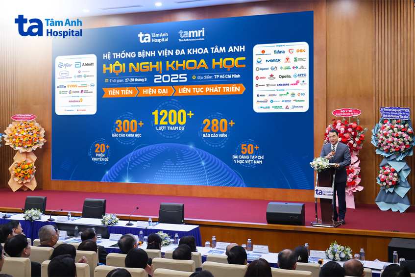 bác sĩ nguyễn ngô quang phát biểu tại hội nghị khoa học thường niên