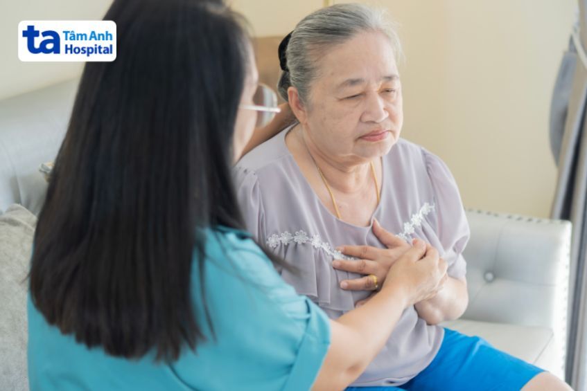 Bị Hở Van Tim Sống Được Bao Lâu? Làm Sao Để Kéo Dài Tuổi Thọ Hơn? Bệnh Nhân Lớn Tuổi Bị Hở Van Tim Có Tiên Lượng Thấp