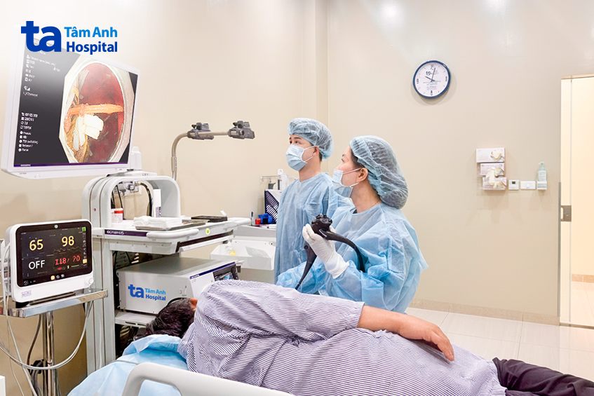 BS Ngọc nội soi lấy dị vật