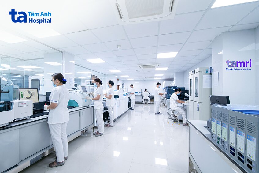 đạt chứng nhận danh giá trong lĩnh vực xét nghiệm và giải phẫu bệnh