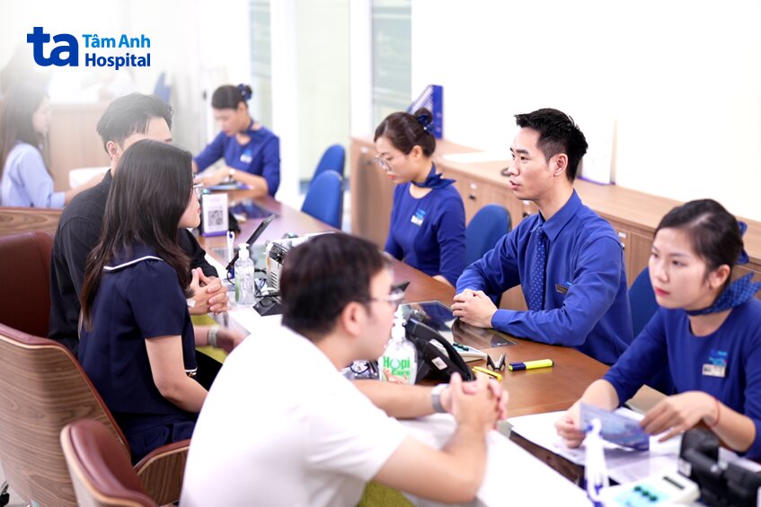 Nên Đi Khám Tại Phòng Khám, Bệnh Viện Ở Cầu Giấy Nào? Đội Ngũ Nhân Viên Đồng Hành Cùng Người Bệnh