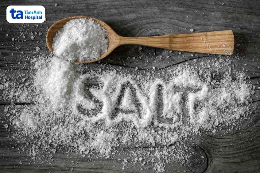 không nên ăn quá nhiều thực phẩm giàu iốt