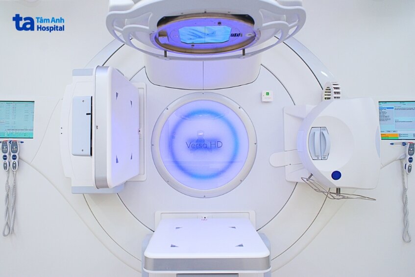 máy gia tốc tuyến tính versa hd