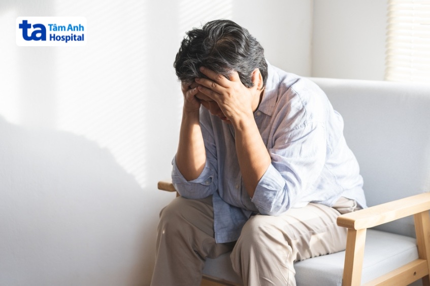Rung Nhĩ Và Cường Giáp Có Mối Quan Hệ Gì Với Nhau? Rung Nhĩ Do Cường Giáp Có Thể Khiến Người Bệnh Lo Âu Kéo Dài