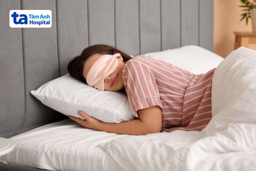 Lợi Ích Của Giấc Ngủ Trưa Đối Với Não Bộ Và Sức Khỏe Tim Mạch Tránh Ánh Sáng Ảnh Hưởng Đến Giấc Ngủ