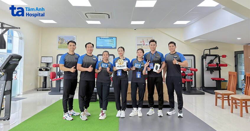 trao giải nhân viên