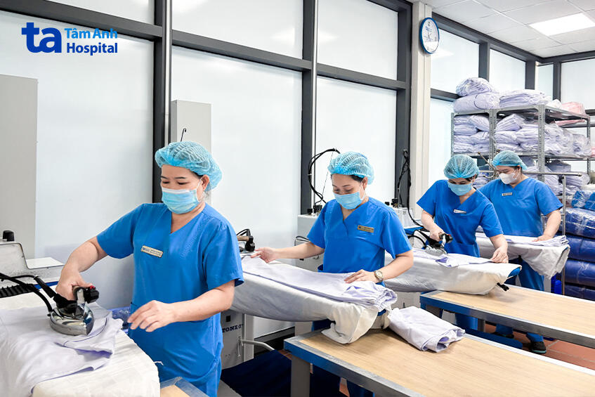 ủi riêng bằng hơi nước