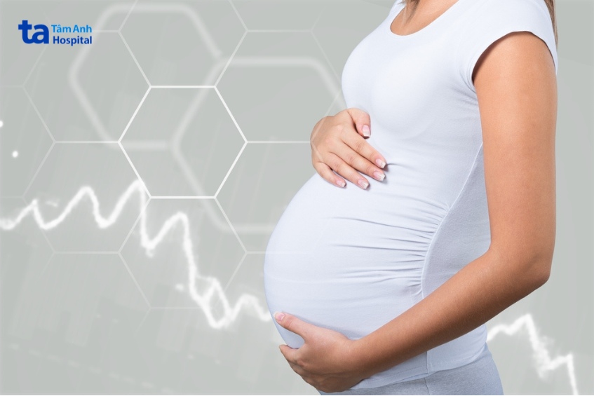 Bụng bầu của phụ nữ mang thai, biểu tượng hormone progesterone trong thai kỳ