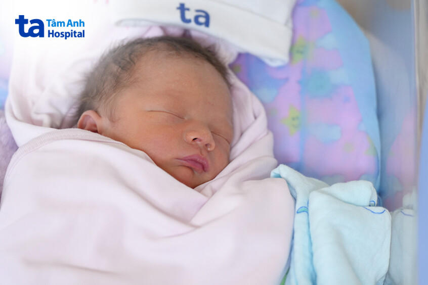 Con gái chị Thắm chào đời khỏe mạnh sau gần 1 thập kỷ mong ngóng