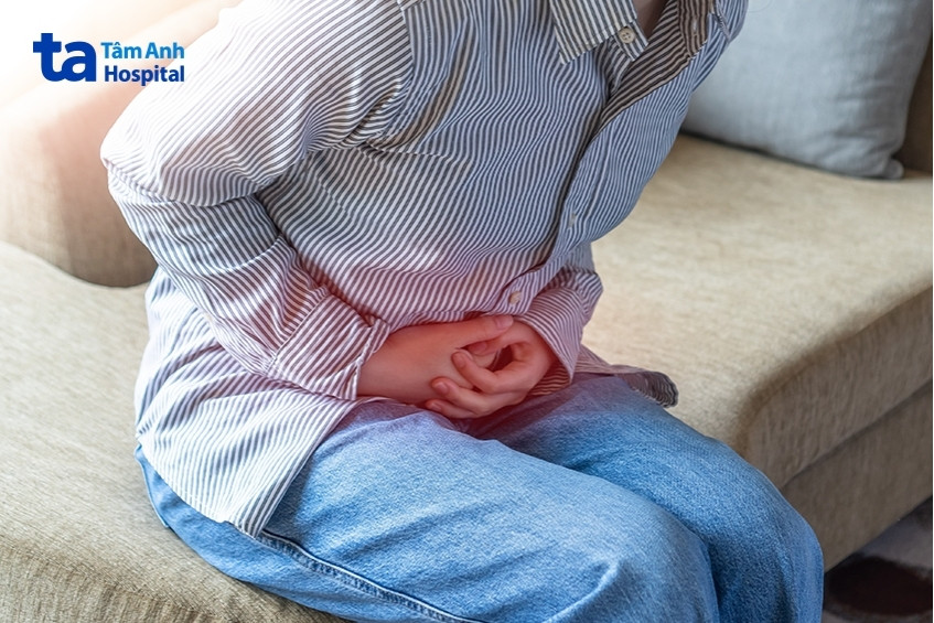 đau bụng do ung thư dễ nhầm bệnh lý khác