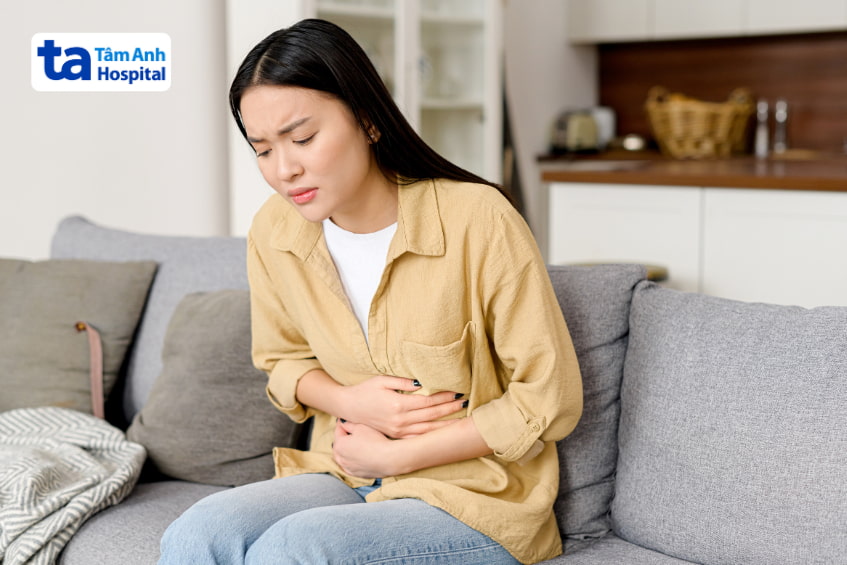 Phụ nữ trẻ bị đau vùng thượng vị, triệu chứng thường gặp cần dùng rabeprazole