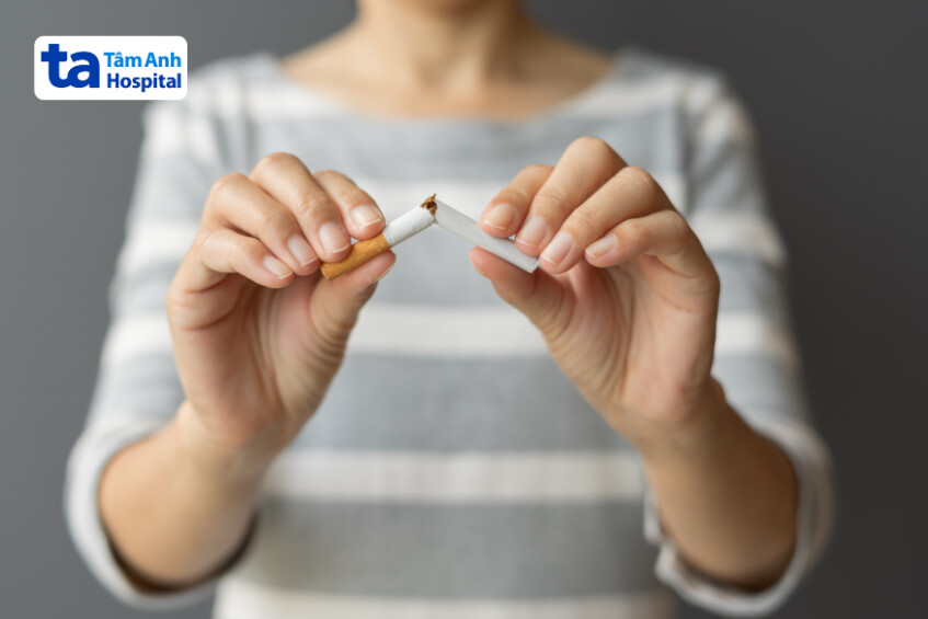 Hút thuốc lá làm huyết áp bị tăng và khiến thận bị tổn thương nghiêm trọng hơn