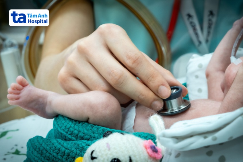 mẹ bầu bị ngộ độc thực phẩm có thể có những biến chứng nguy hiểm cho thai nhi