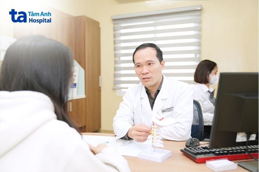 người bệnh nên đi khám khi có triệu chứng