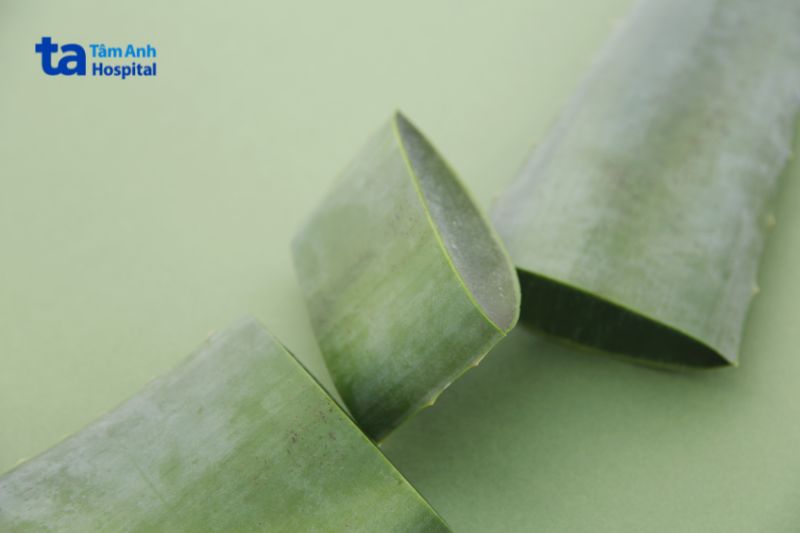 dùng nha đam chữa vảy nến