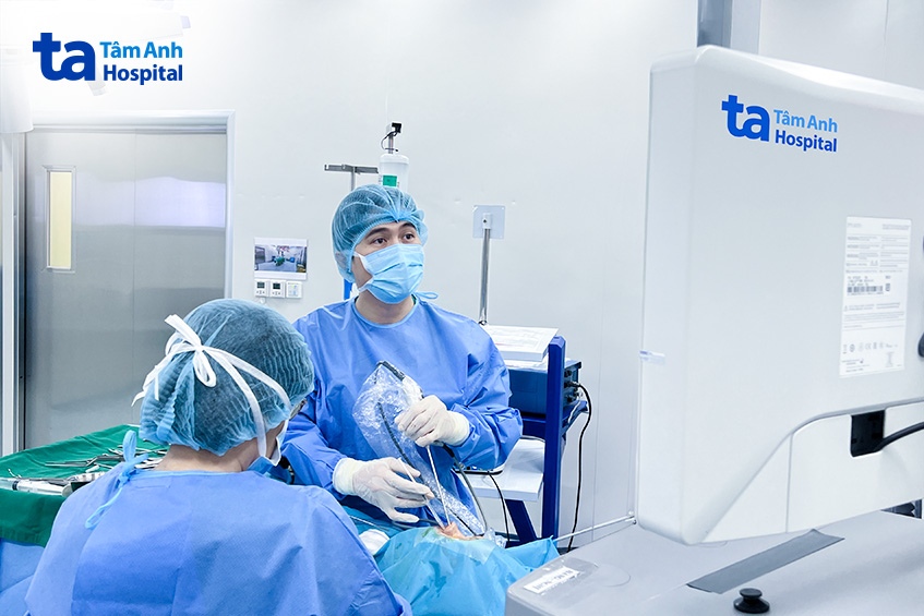 nội soi chỉnh hình mũi