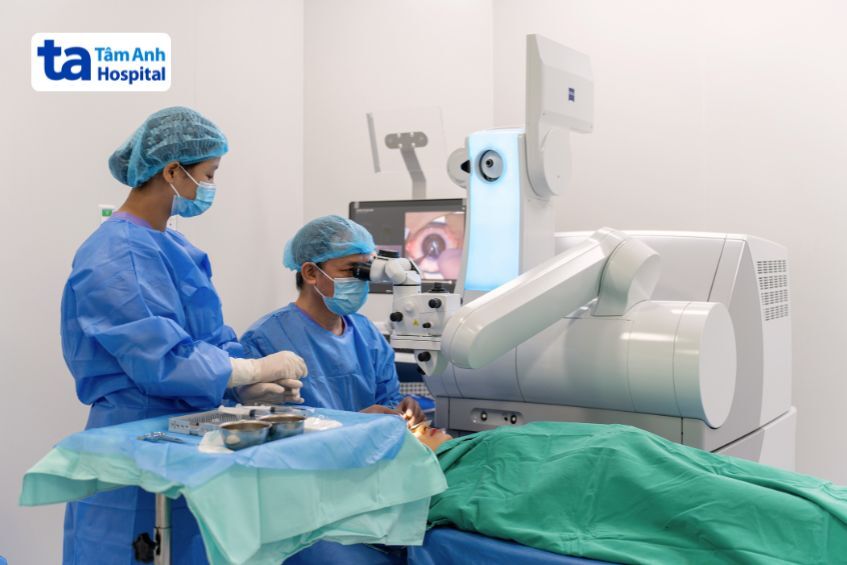 Phẫu thuật khúc xạ như SMILE Pro
