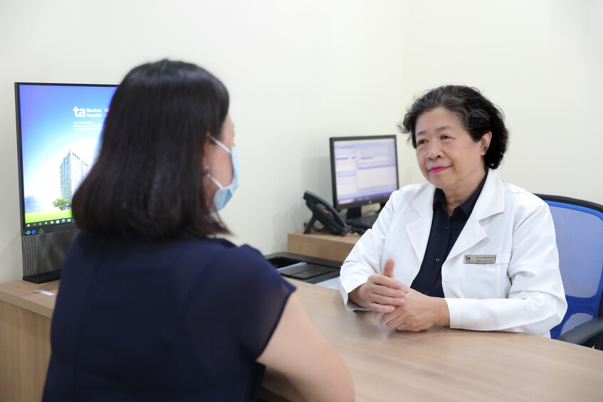 tái khám sau ca phẫu thuật cắt tử cung