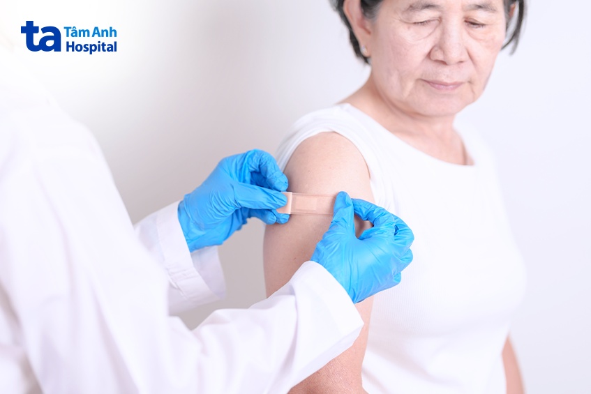 tiêm phòng vắc xin rsv để ngăn ngừa biến chứng