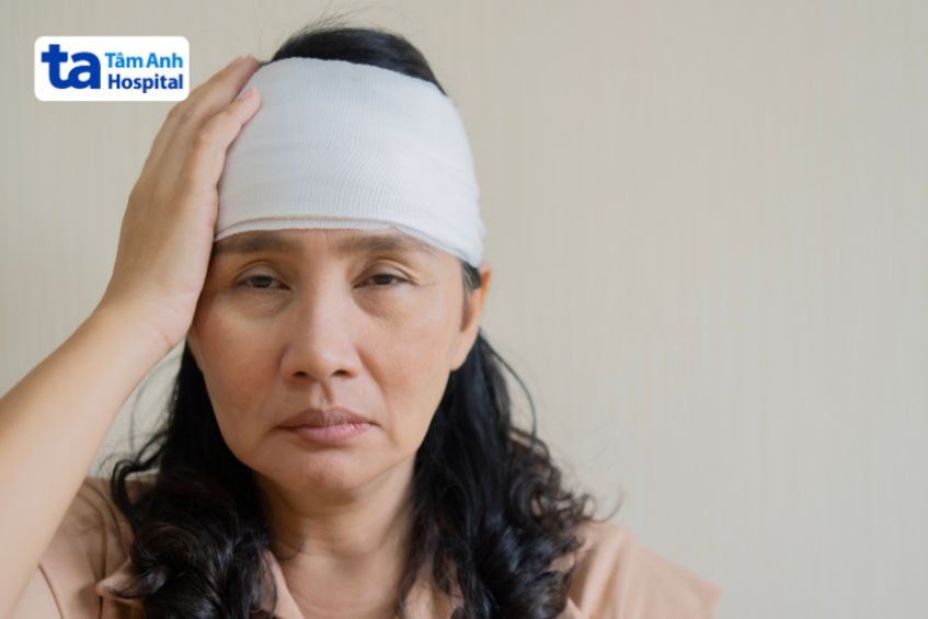 Hội chứng sau chấn động não gồm các triệu chứng nhận thức