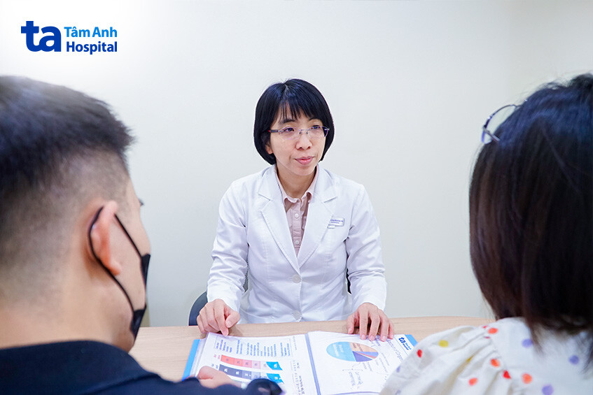 bác sĩ thảo tư vấn di truyền