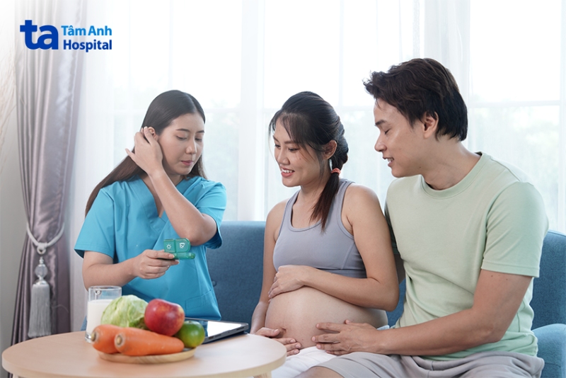 bác sĩ tư vấn dinh dưỡng