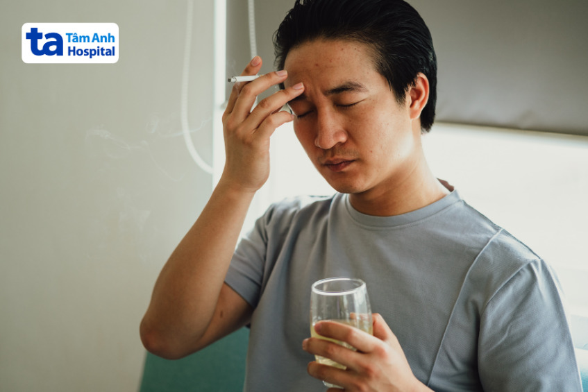 bệnh nhân ung thư vòm họng hút thuốc