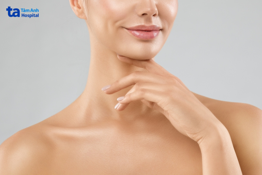 cần suy nghĩ cẩn trọng khi lựa chọn tiêm filler hoặc độn cằm