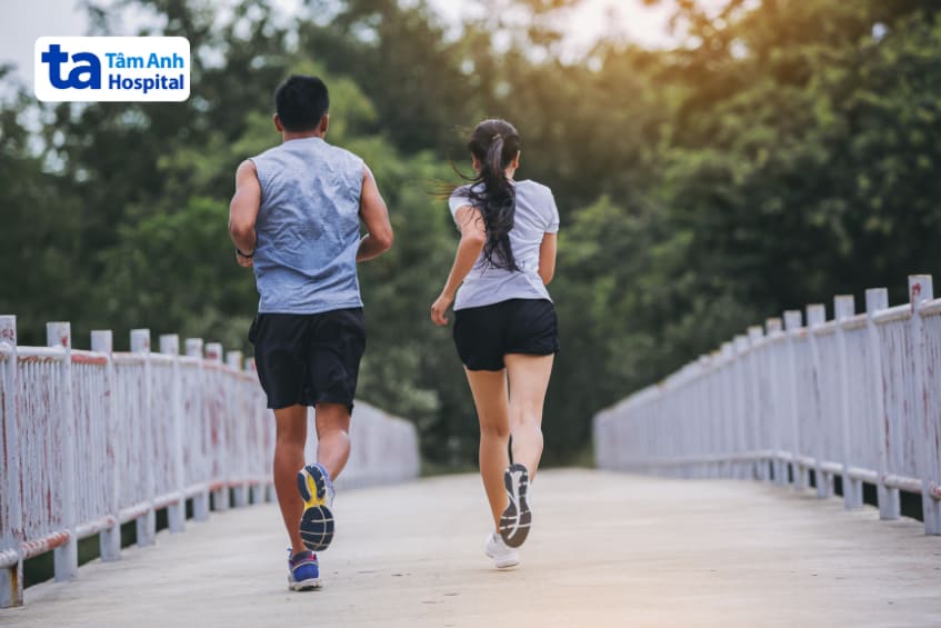 chạy bộ thúc đẩy tuần hoàn máu