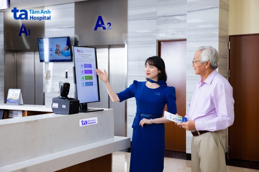 đội ngũ nhân viên hỗ trợ tận tình tư vấn, hướng dẫn thủ tục