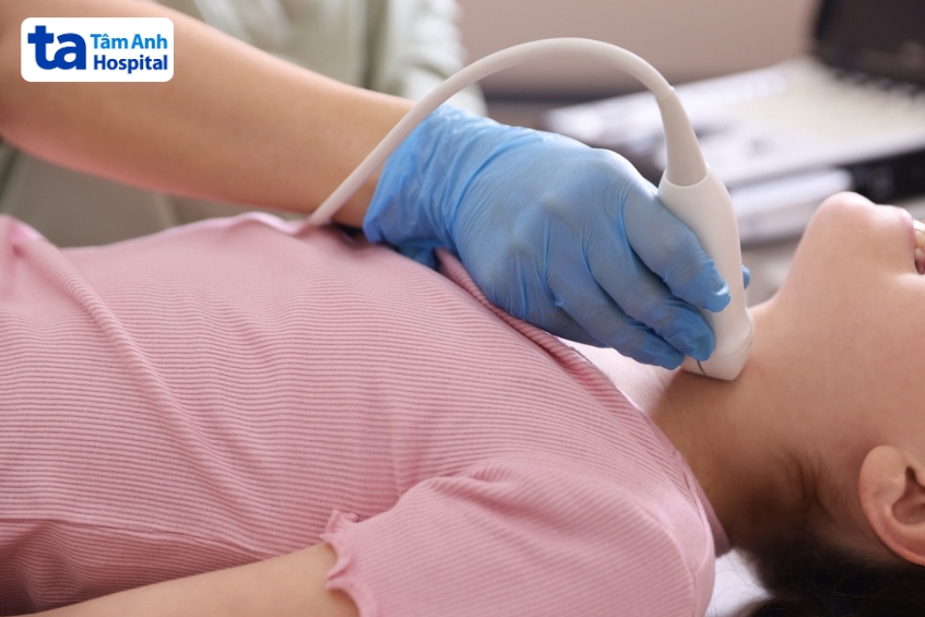 dùng sóng siêu âm để tạo ra hình ảnh của những bộ phận