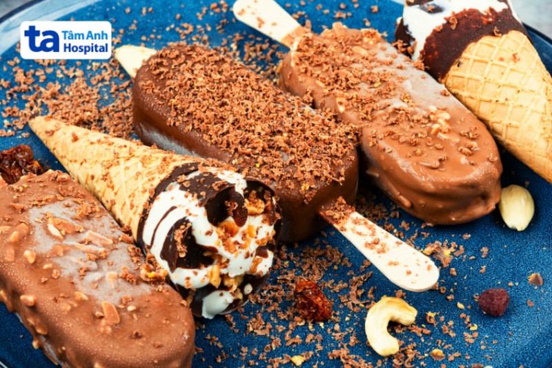 bạch hầu hạn chế ăn kem