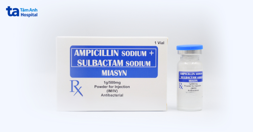 Hộp và lọ thuốc tiêm Ampicillin Sulbactam dùng điều trị nhiễm khuẩn tại bệnh viện