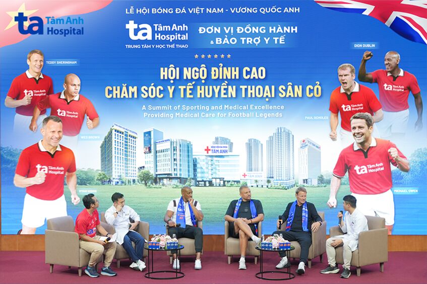 huyển thoại manchester reds giao lưu với người hâm mộ