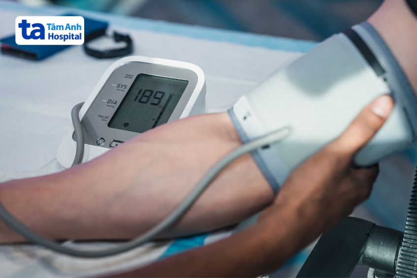 huyết áp trên 180_120 mmhg được xác định là tăng huyết áp ác tính