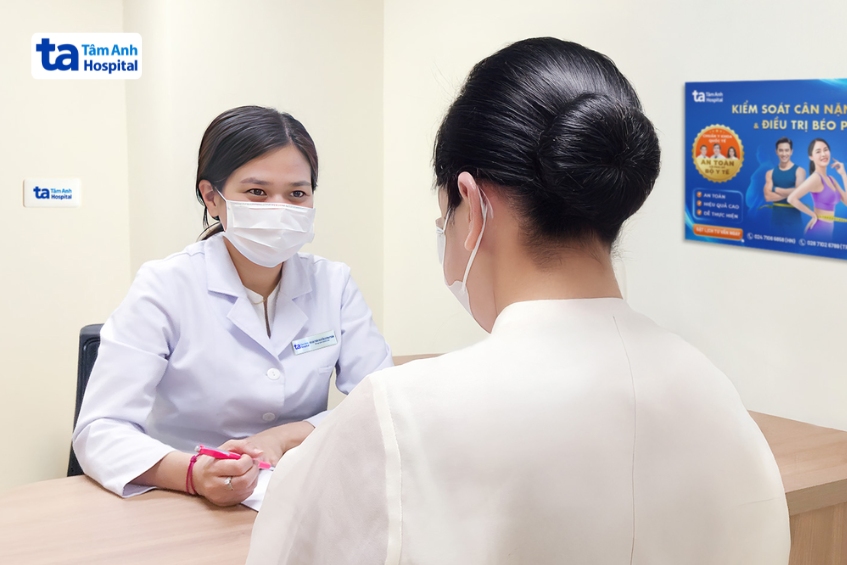 khách hàng giảm cân tại bvđk tâm anh tp.hcm được bác sĩ theo dõi, đánh giá định kỳ và điều chỉnh phương pháp phù hợp