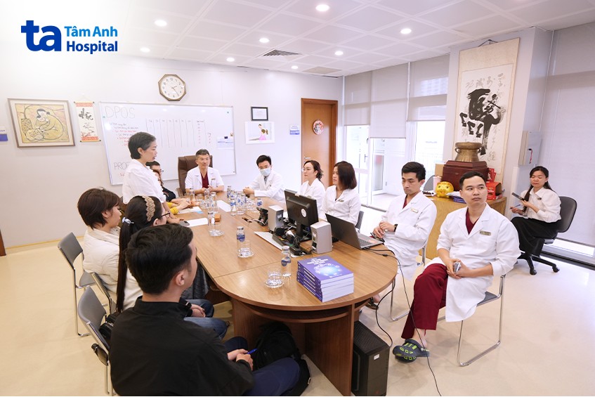 Khóa học phù hợp với bác sĩ và cử nhân khối ngành sức khỏe có định hướng phát triển chuyên môn trong lĩnh vực hỗ trợ sinh sản