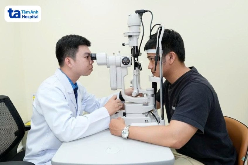 Kiểm tra sức khỏe mắt