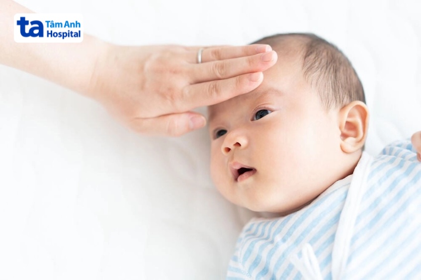 kiểm tra thân nhiệt