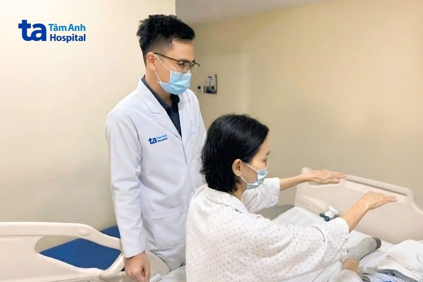 kiểm tra vận động sau điều trị