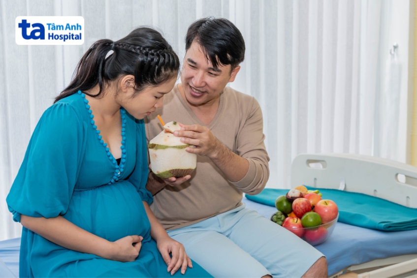 mẹ bầu cần bổ sung đầy đủ dinh dưỡng, đặc biệt khi bị cúm