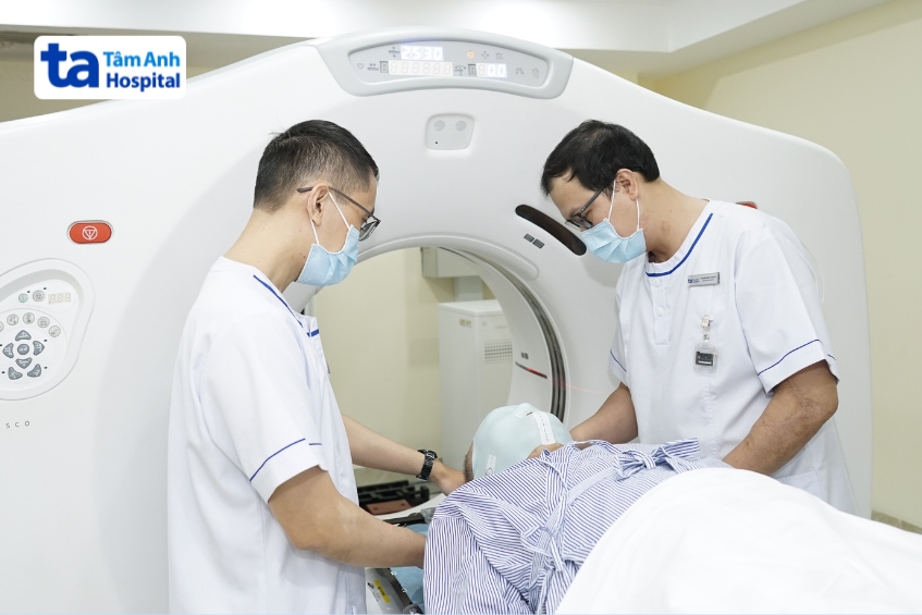 người bệnh được chụp ct mô phỏng tại khoa xạ trị, bệnh viện đa khoa tâm anh tp.hcm
