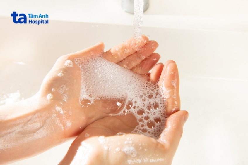 nguyên nhân gây viêm da bong tróc