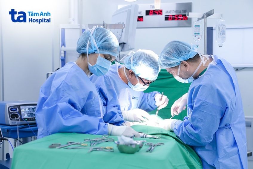 phẫu thuật ung thư tuyến giáp